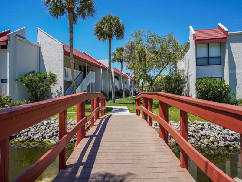 Runaway Bay Condos