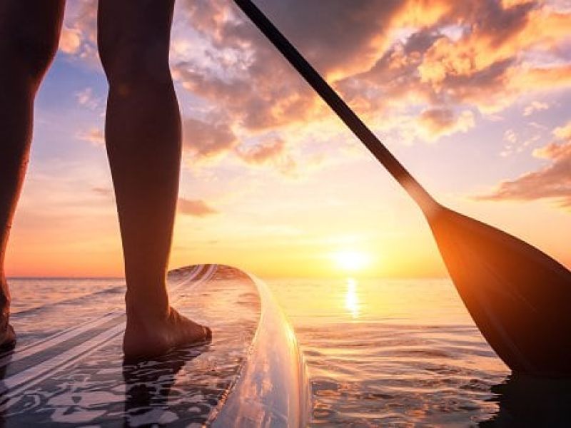 SEA paddle boarding