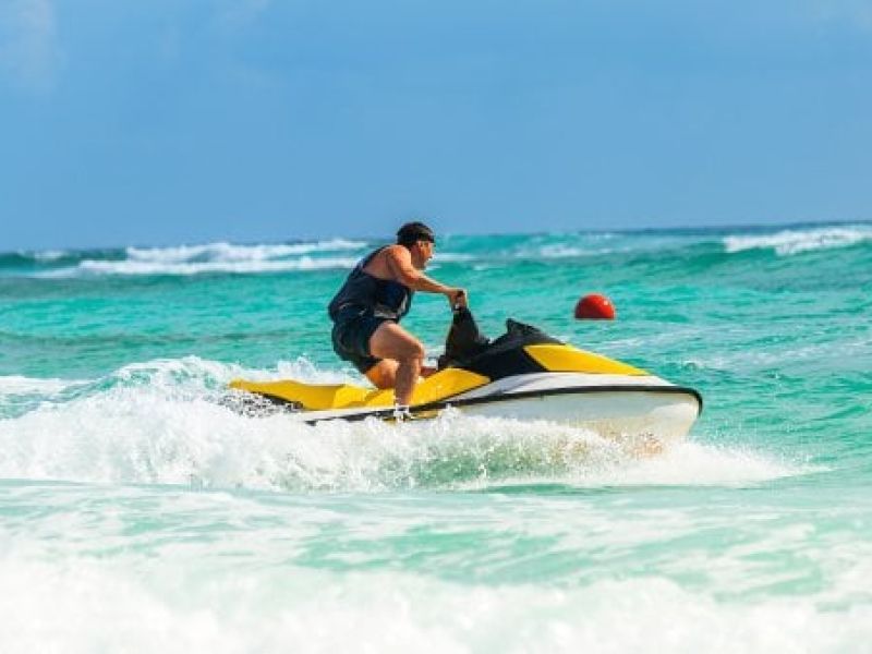 SEA jet ski