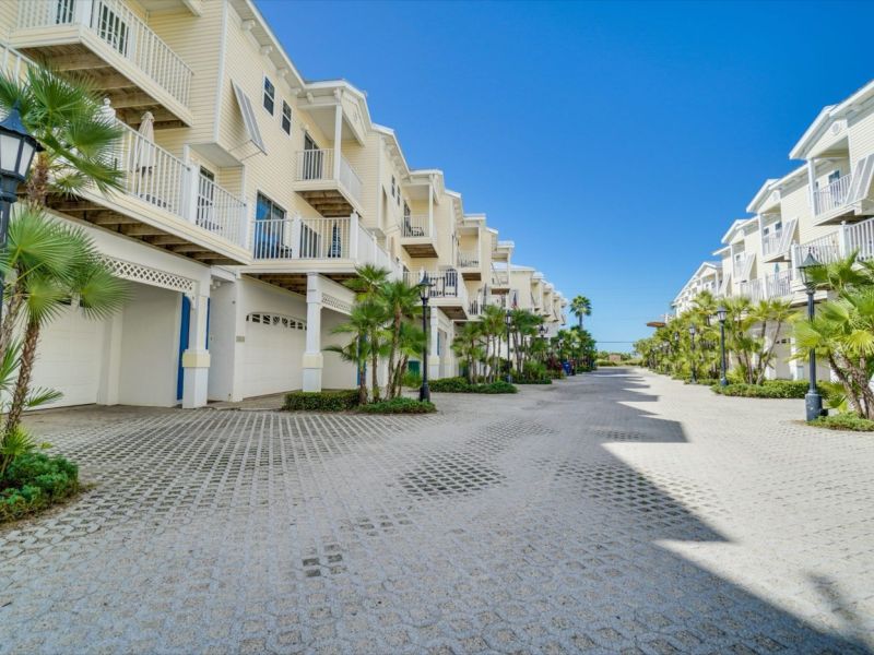 Bermuda Bay Club