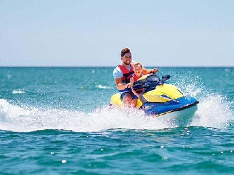 SEA jet ski