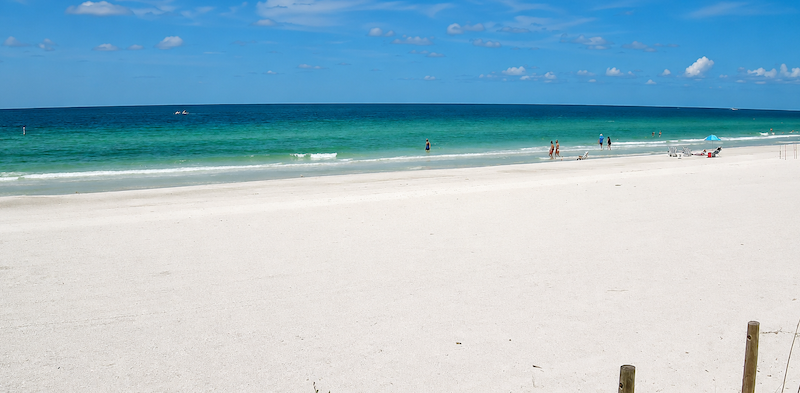 Quiet beaches on Anna Maria Island